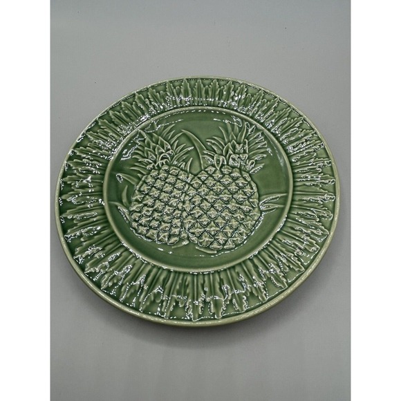 Bordallo Pinheiro Green Pineapple Salad Plate‎ - Picture 1 of 5